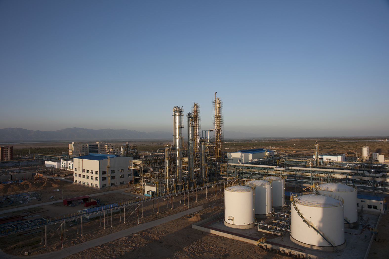 鄂尔多斯市国泰化工有限公司40吨年煤制甲醇项目安装工程.jpg